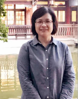潘君華